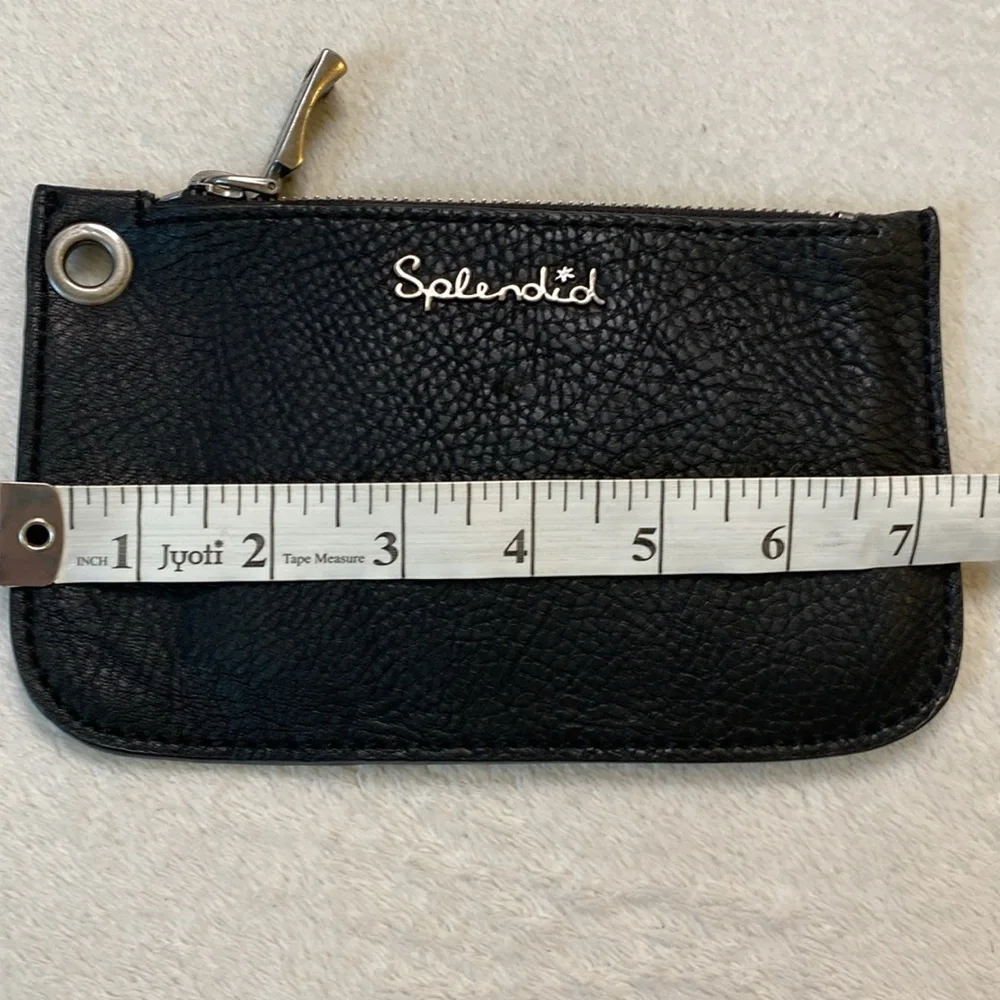 Splendid black zippered pebbled leather 7.5 x 4.5 wristlet clutch EUC